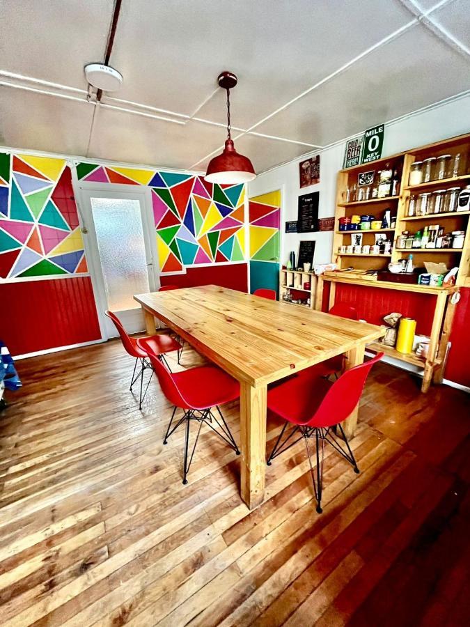 Bed and Breakfast Isla Yu Patagonia 2 Пуэрто-Наталес Экстерьер фото